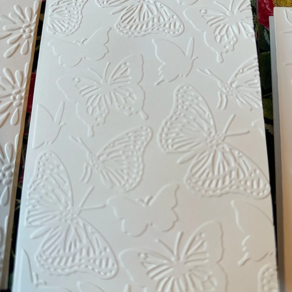 Spring Bouquet Embossed Cards - Picture 4 of 5